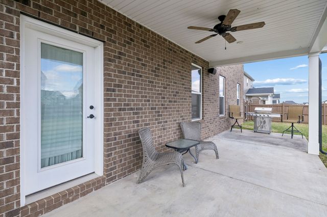 2904 Pomoa Pl, Murfreesboro, TN 37130