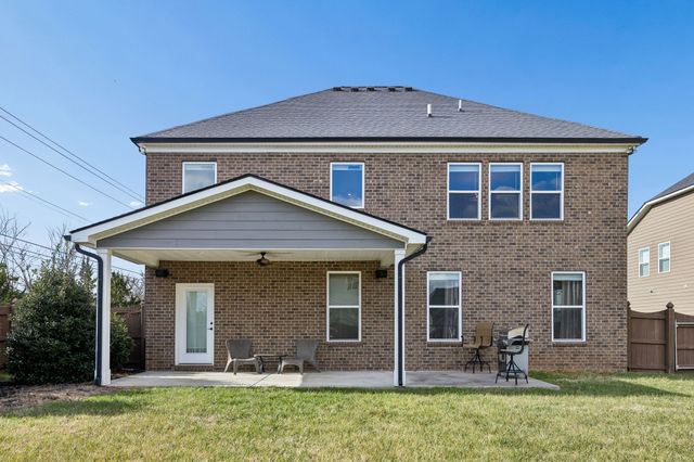 2904 Pomoa Pl, Murfreesboro, TN 37130