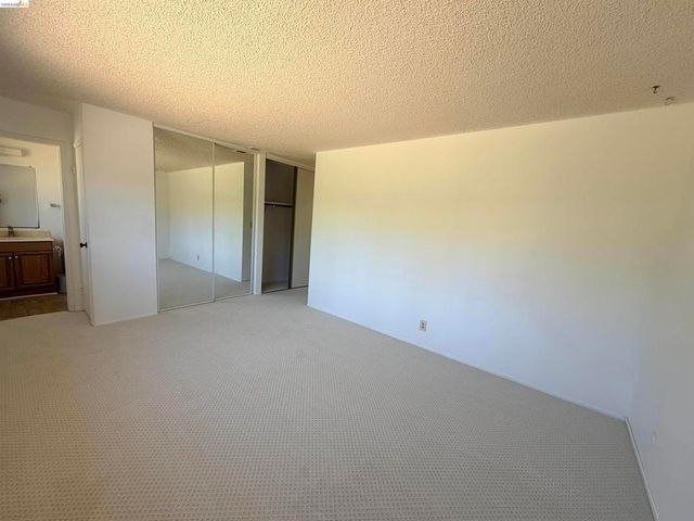 119 Clear Creek Ct, Martinez, CA 94553