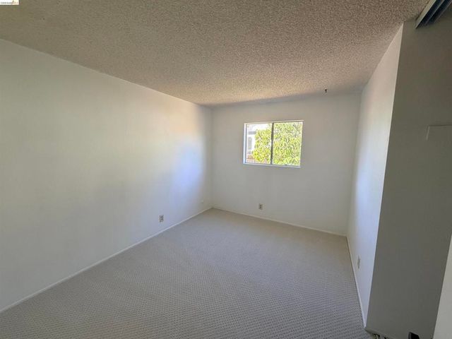 119 Clear Creek Ct, Martinez, CA 94553
