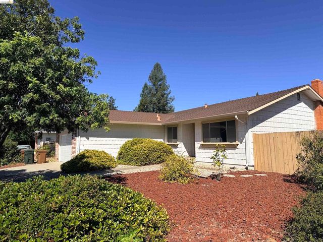 119 Clear Creek Ct, Martinez, CA 94553