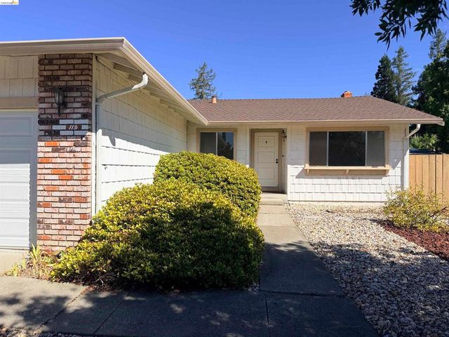 119 Clear Creek Ct, Martinez, CA 94553