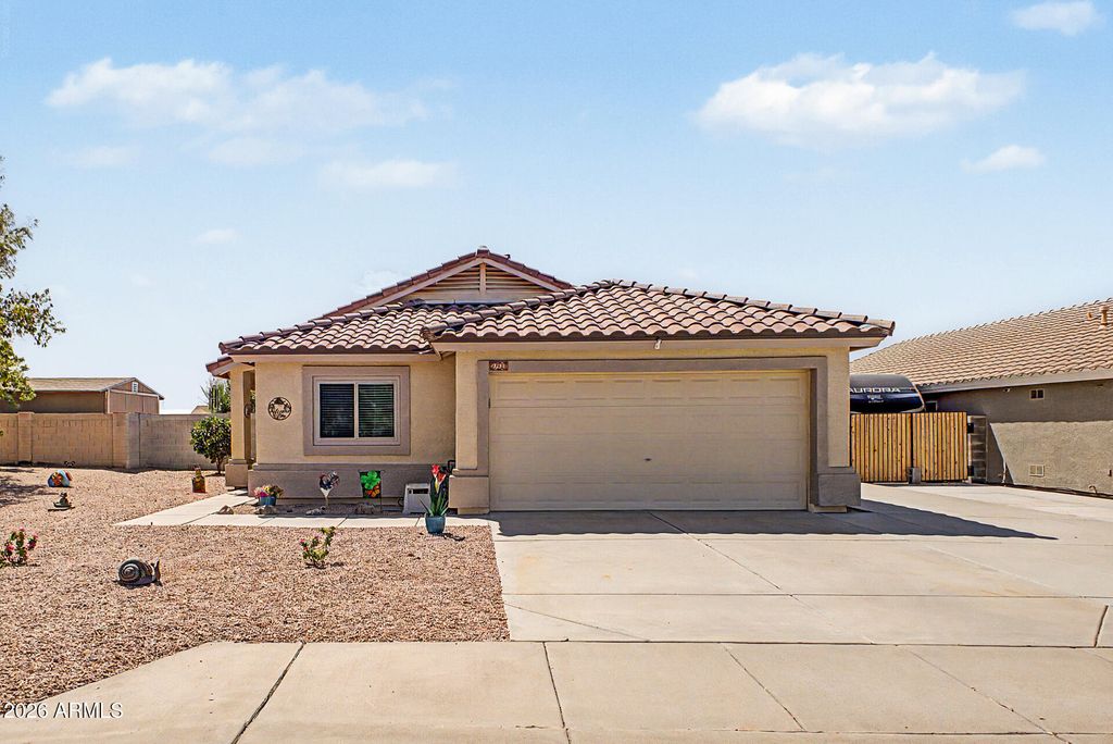 9255 E ELLIS Street, Mesa, AZ 85207