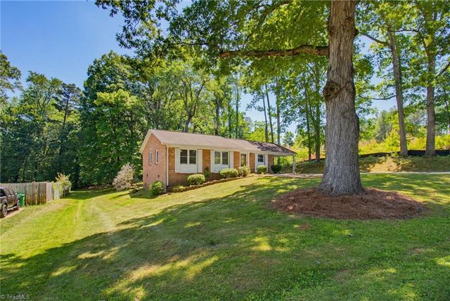 117 Peachtree Lane, King, NC 27021