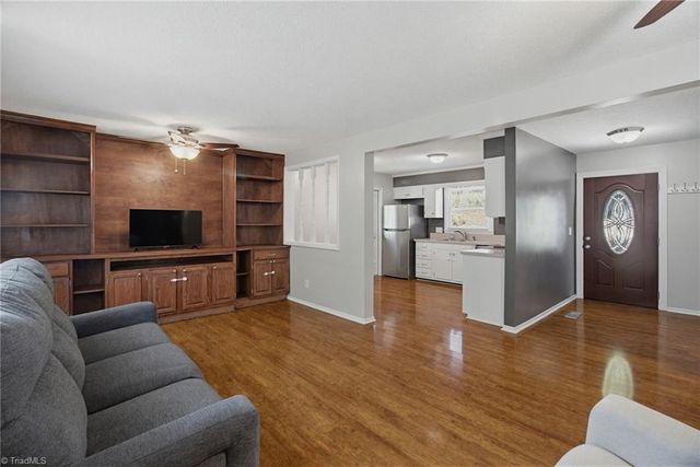 117 Peachtree Lane, King, NC 27021