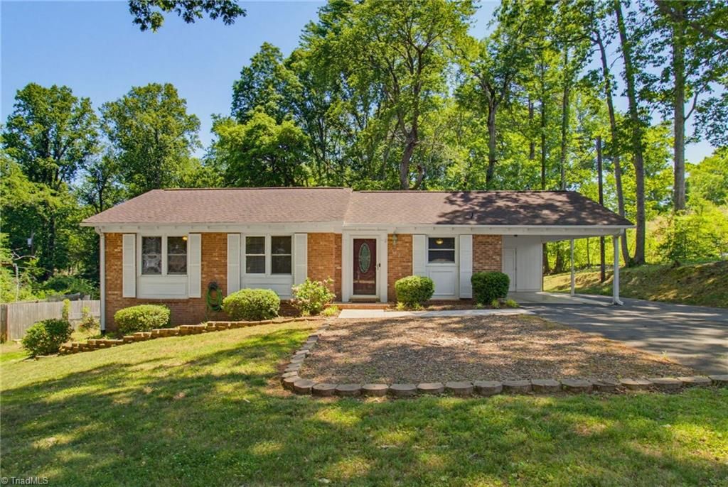 117 Peachtree Lane, King, NC 27021