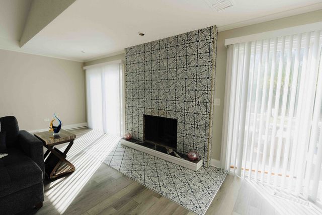 27044 W Sunset Avenue, Antioch, IL 60002