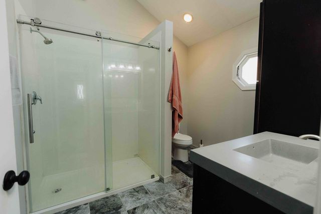 27044 W Sunset Avenue, Antioch, IL 60002