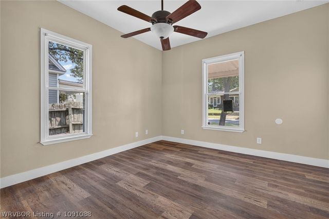 411 N 21St Street, Fort Smith, AR 72901