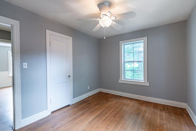 2546 West Walnut Street, Springfield, MO 65806