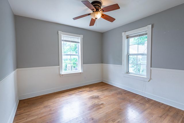 2546 West Walnut Street, Springfield, MO 65806