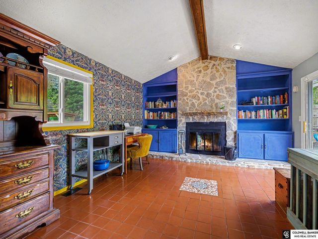401 Garden Avenue, Bellevue, NE 68005