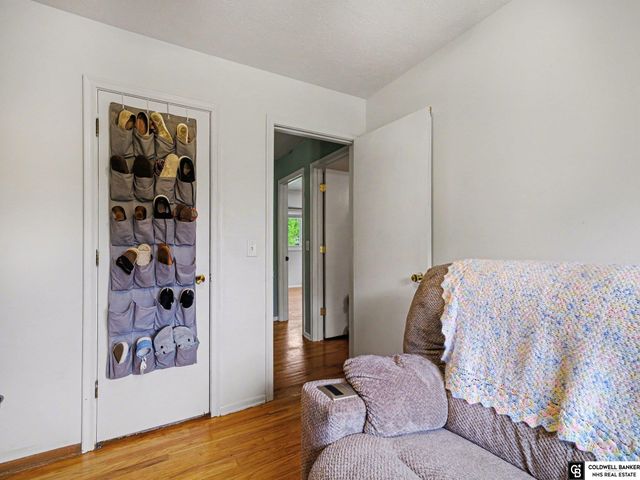 401 Garden Avenue, Bellevue, NE 68005