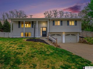 401 Garden Avenue, Bellevue, NE 68005
