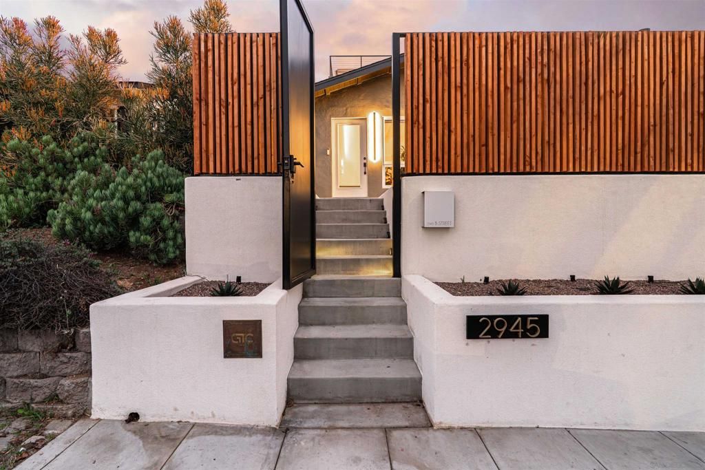 2945 47 B St, San Diego, CA 92102