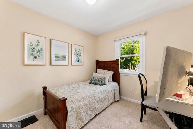 491 W CHESTNUT HILL RD, Newark, DE 19713