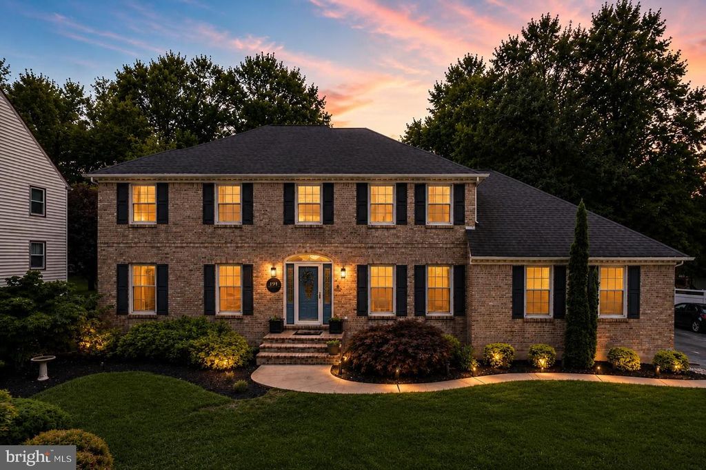 491 W CHESTNUT HILL RD, Newark, DE 19713