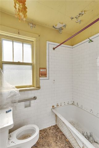 1541 Marie St, Wilkinsburg, PA 15221