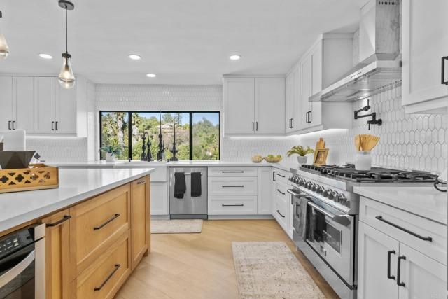 1051 Via Rancho Parkway, Escondido, CA 92029