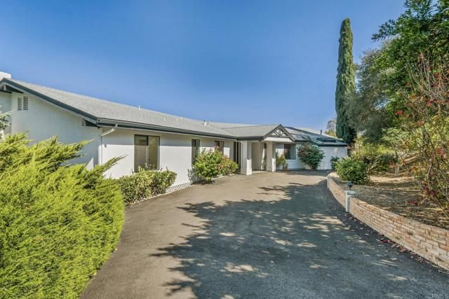 1051 Via Rancho Parkway, Escondido, CA 92029