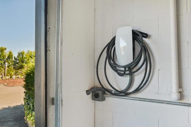 1051 Via Rancho Parkway, Escondido, CA 92029