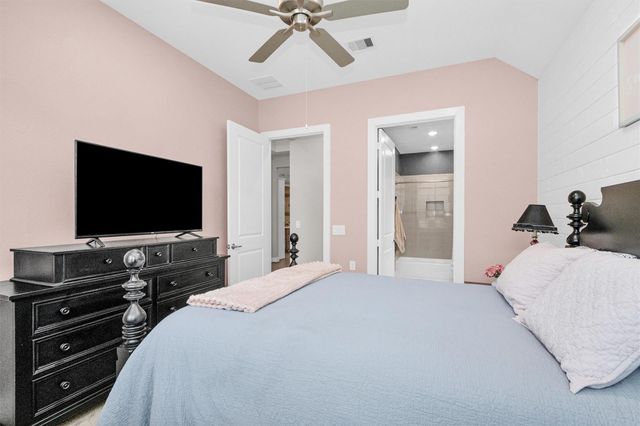 14810 Taftsville Bridge Lane, Willis, TX 77318