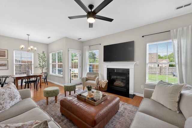 89 Villa Way, Hendersonville, TN 37075