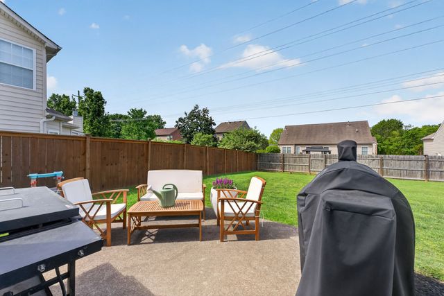 89 Villa Way, Hendersonville, TN 37075