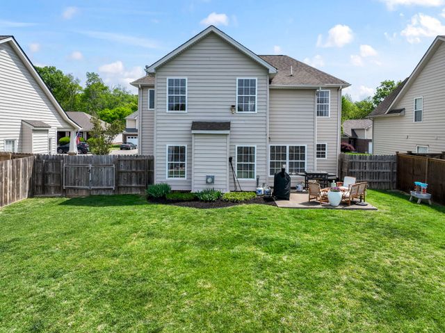 89 Villa Way, Hendersonville, TN 37075