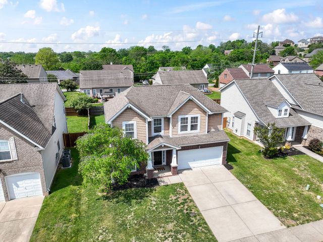 89 Villa Way, Hendersonville, TN 37075