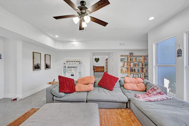 21 Marlwood Lane, Palm Beach Gardens, FL 33418