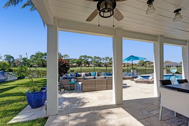 21 Marlwood Lane, Palm Beach Gardens, FL 33418