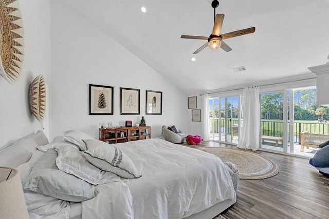 21 Marlwood Lane, Palm Beach Gardens, FL 33418