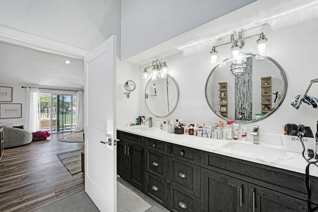 21 Marlwood Lane, Palm Beach Gardens, FL 33418