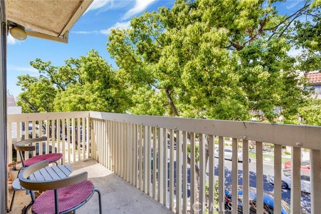 456 E San Jose Avenue B, Burbank, CA 91501