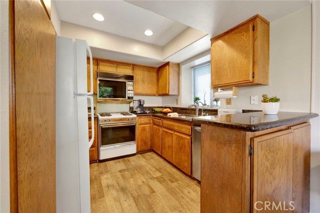 456 E San Jose Avenue B, Burbank, CA 91501