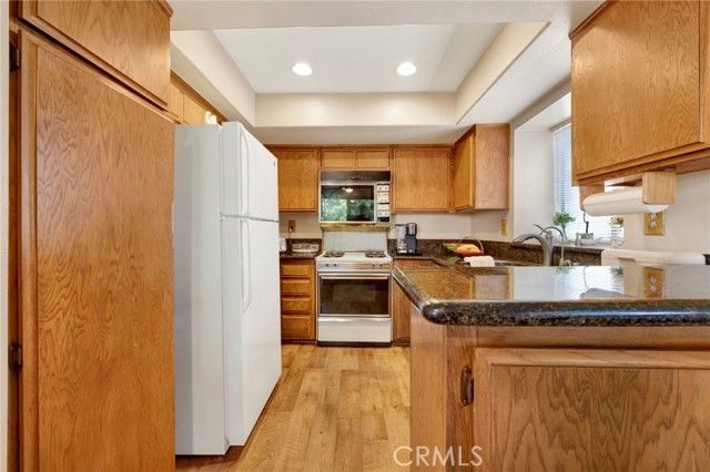 456 E San Jose Avenue B, Burbank, CA 91501