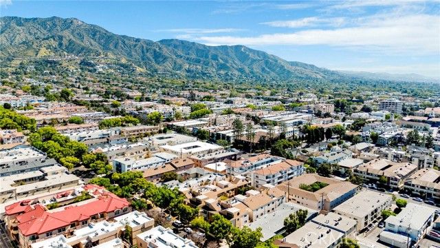 456 E San Jose Avenue B, Burbank, CA 91501