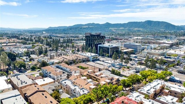 456 E San Jose Avenue B, Burbank, CA 91501