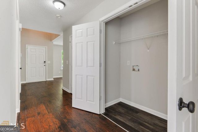 635 Sable View Lane, Atlanta, GA 30349