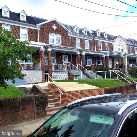 302 EMERSON ST NW, Washington, DC 20011