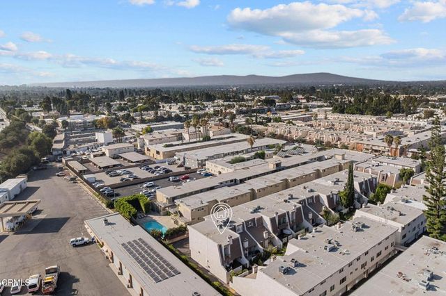 18360 Collins Street L, Tarzana, CA 91356