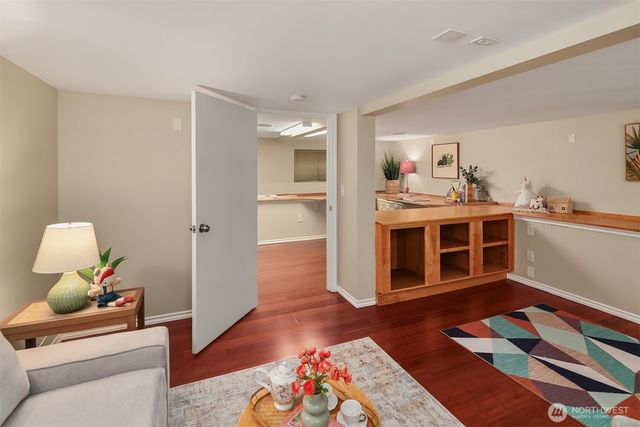 1161 Aberdeen Avenue NE, Renton, WA 98056