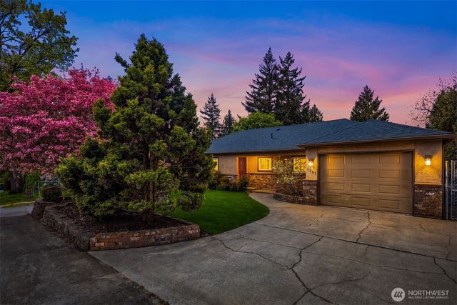 1161 Aberdeen Avenue NE, Renton, WA 98056