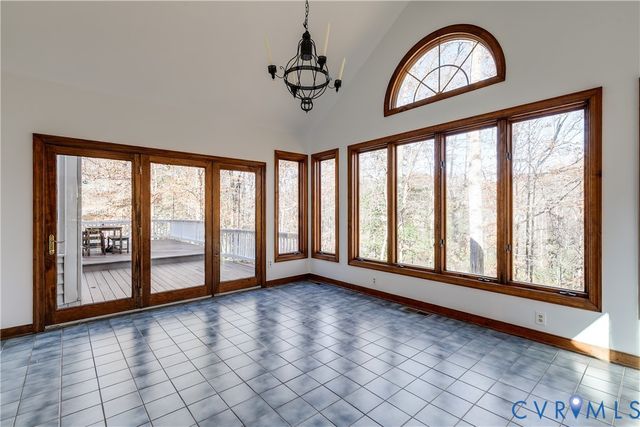 7493 Hidden Lake Cir, Mechanicsville, VA 23111