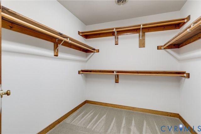 7493 Hidden Lake Cir, Mechanicsville, VA 23111