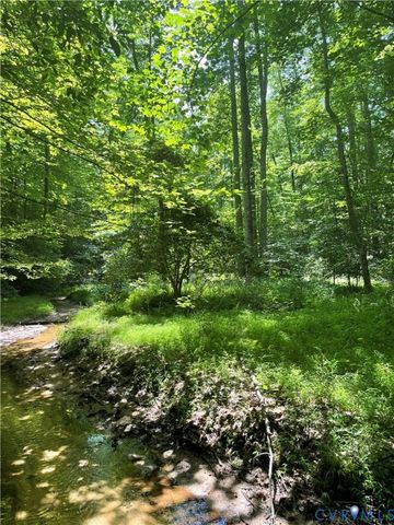 7493 Hidden Lake Cir, Mechanicsville, VA 23111