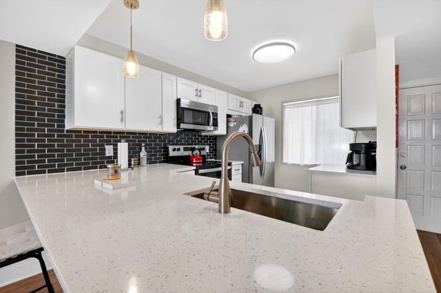 4832 Esedra Court 103, Greenacres, FL 33467