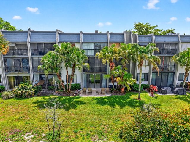 4832 Esedra Court 103, Greenacres, FL 33467