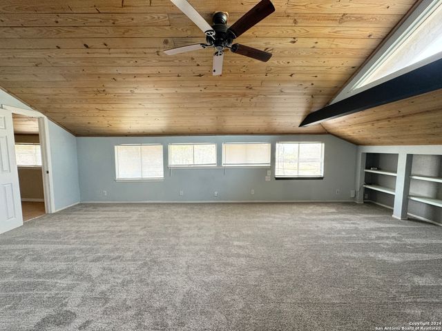 538 W ELSMERE PL, San Antonio, TX 78212